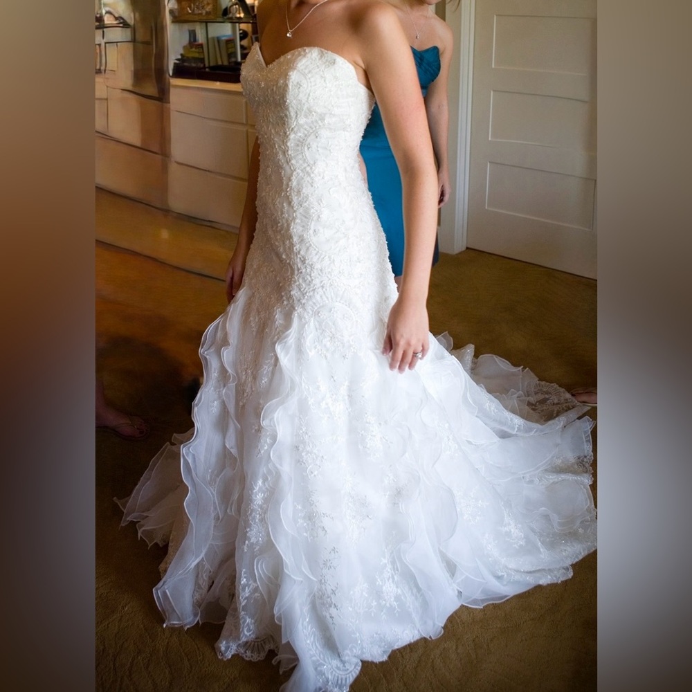 Gorgeous Casablanca Bridal Wedding Dress